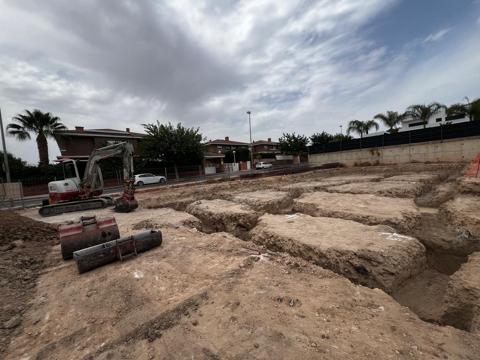 Excavaciones para cimentaciones en Alicante - trabajo de Excavaciones El Cabo